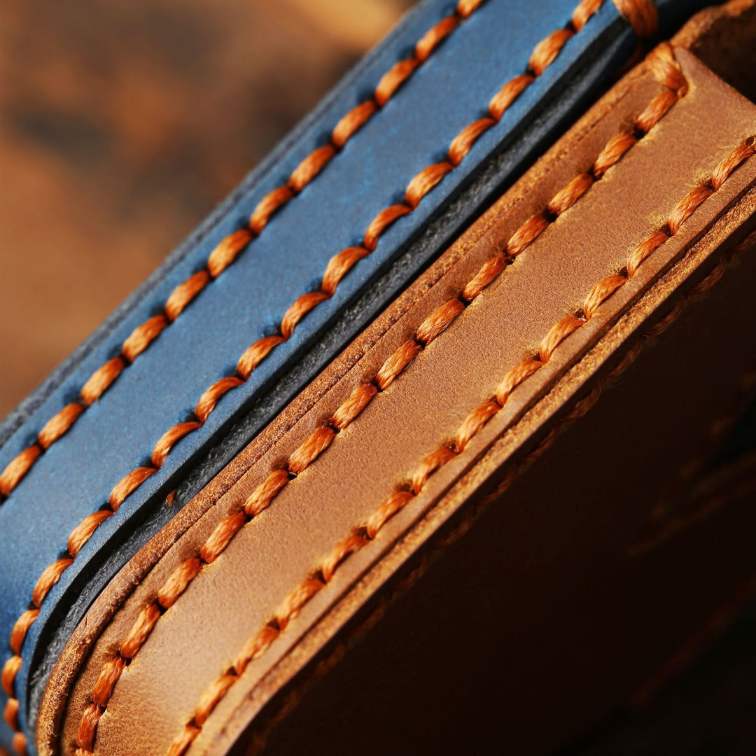 Cadillac CT4, CT5, CT6, XT4, XT5, XT6, AXL Autoschlüsselhülle aus Leder mit 4,5 Tasten